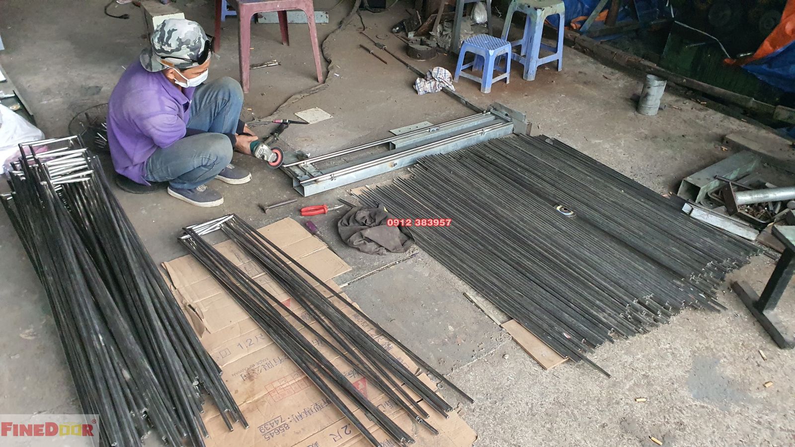 Hàng rào xếp chữ T, rào xếp di động, hàng rào kéo tay